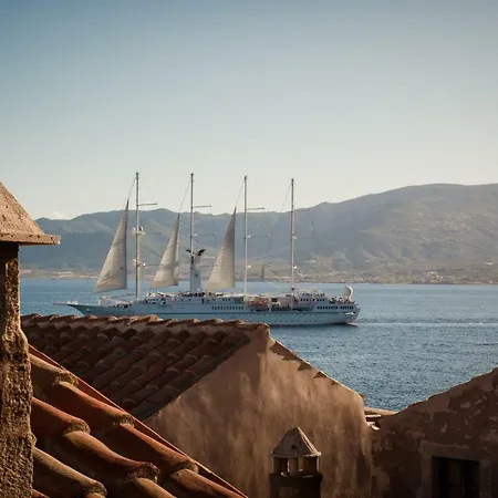 Villa Casa Felicia-the Castle Mansion Monemvasia