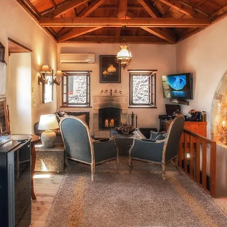 Casa Felicia-the Castle Mansion Монемвазия