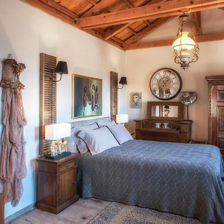 Casa Felicia-the Castle Mansion Монемвазия