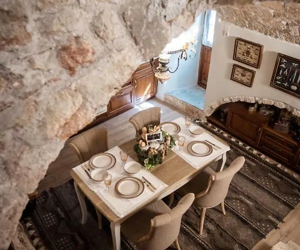 Villa Casa Felicia-the Castle Mansion